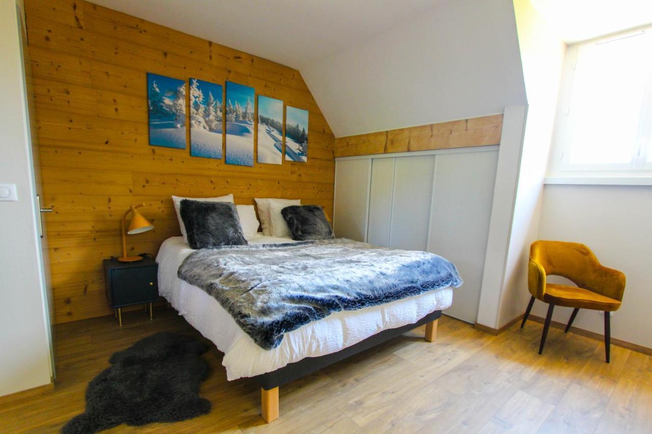 L'Etang De La Tourne Bed & Breakfast Les Marches Bagian luar foto