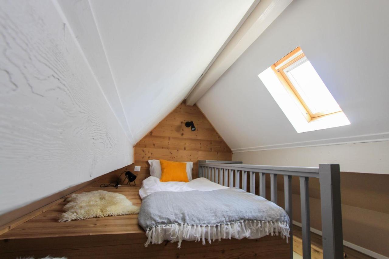 L'Etang De La Tourne Bed & Breakfast Les Marches Bagian luar foto