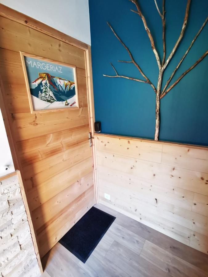L'Etang De La Tourne Bed & Breakfast Les Marches Bagian luar foto