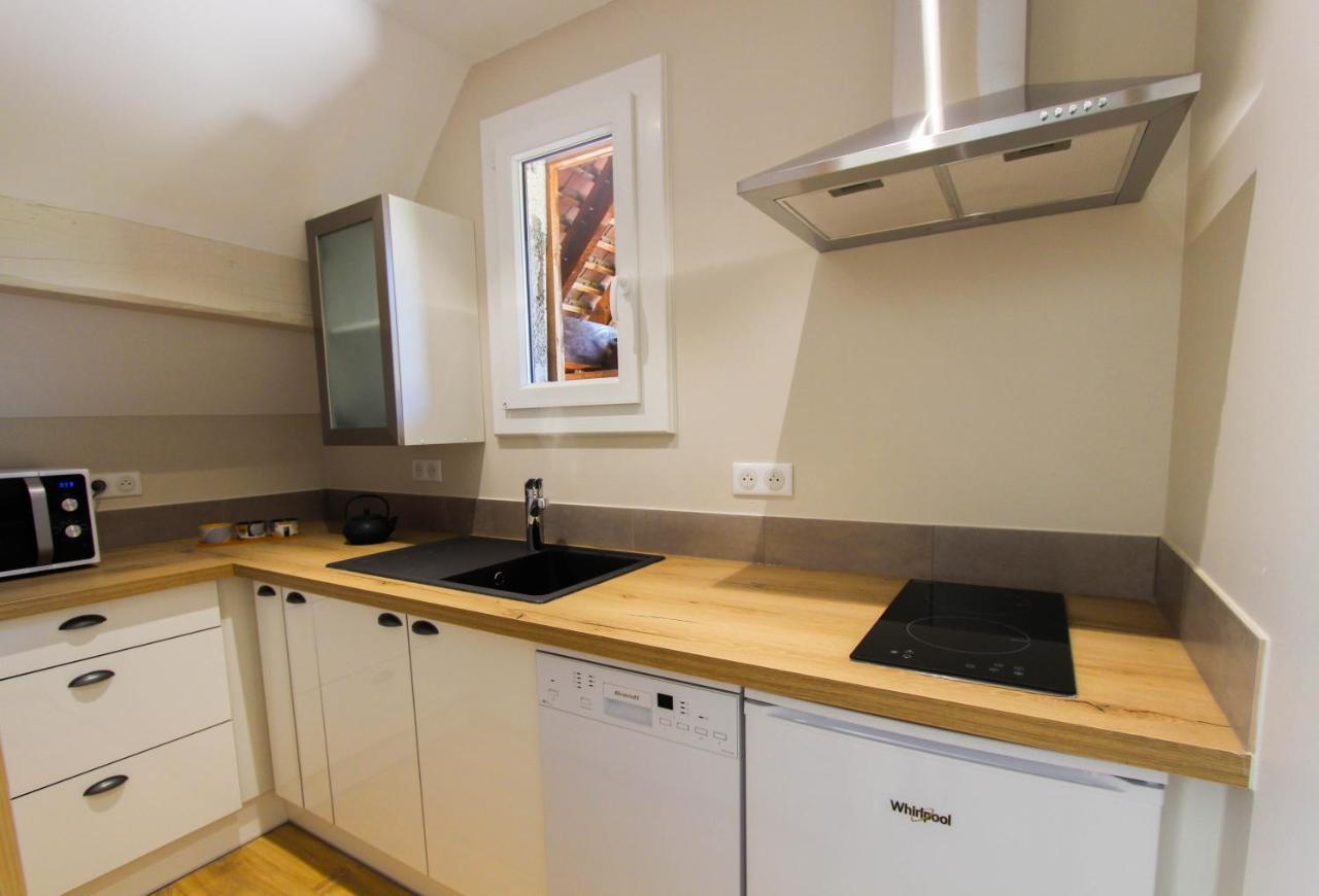L'Etang De La Tourne Bed & Breakfast Les Marches Bagian luar foto