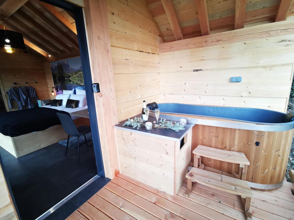 L'Etang De La Tourne Bed & Breakfast Les Marches Bagian luar foto